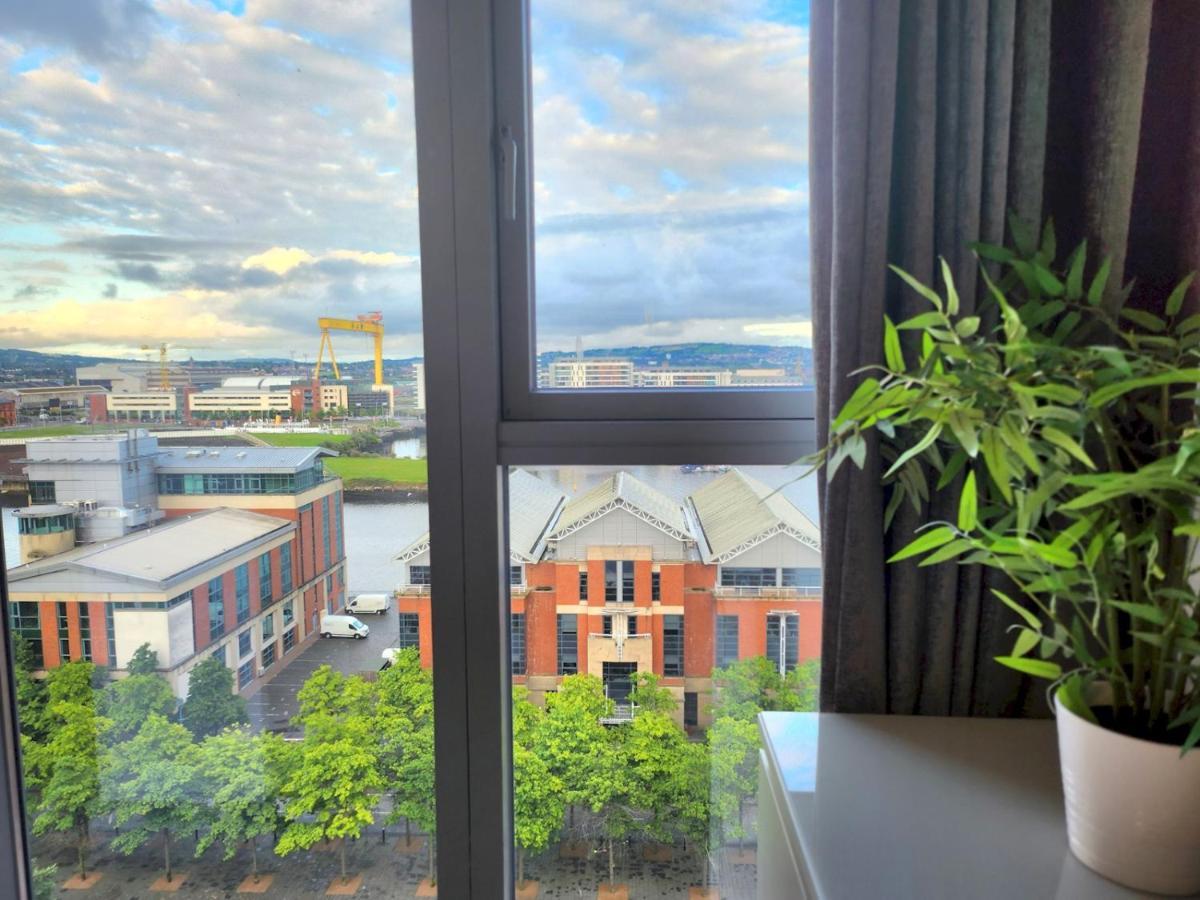 Pass The Keys Stunning Penthouse With Balcony Sunset Views Belfast Exterior foto