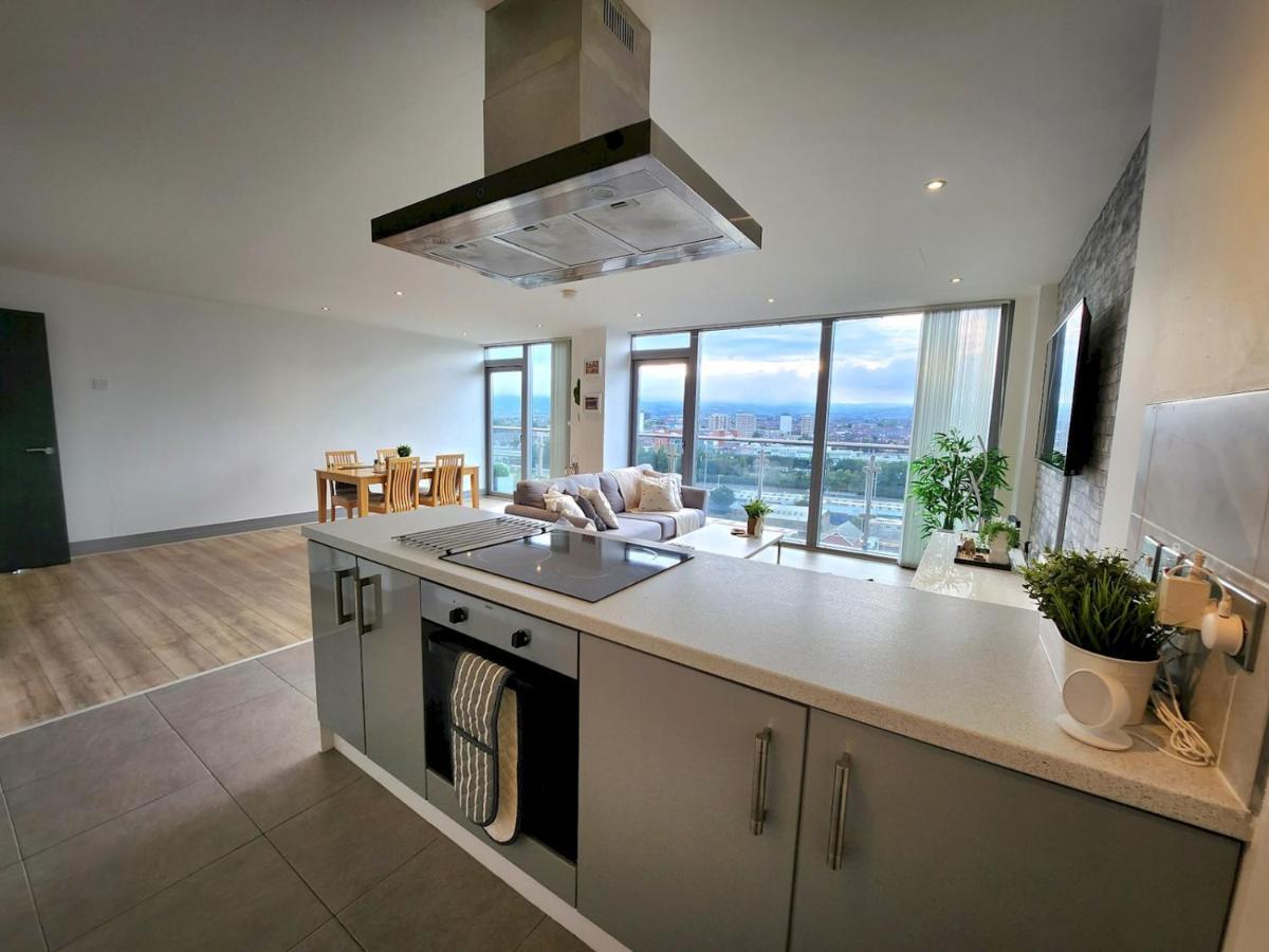 Pass The Keys Stunning Penthouse With Balcony Sunset Views Belfast Exterior foto